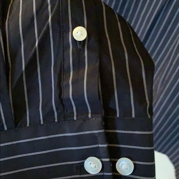 Round Tree & Yorke Dress Shirt - Picture 5 of 6